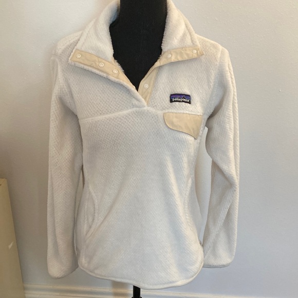 Patagonia Jackets & Blazers - Patagonia Women 1/4 button with front pocket fleece